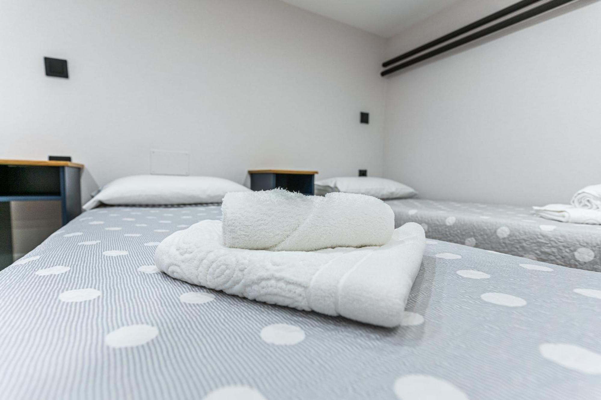 Cc Atocha Apartments マドリード エクステリア 写真